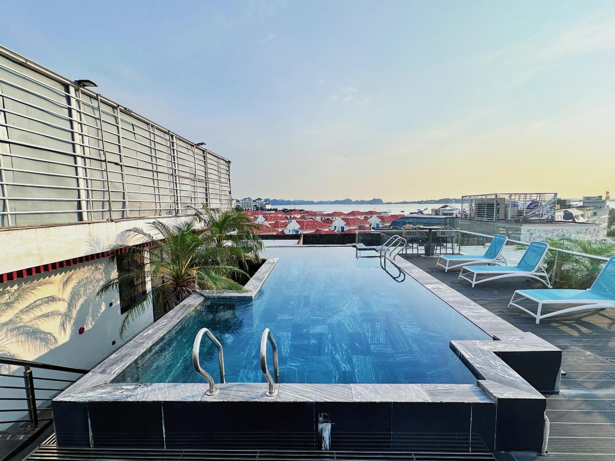 Green Suites Hotel Ha Long Exterior foto